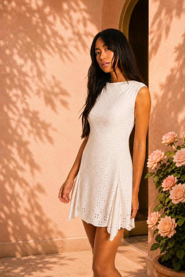 Bianca - Dispo en M et L - Marque: Boohoo - Prix: Rs 1900 650
